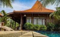 ONO JOGLO RESORT AND CONVENTION - pantai