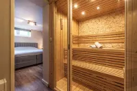Spacious 120m2 Watervilla With Sauna Near Amsterdam And Schiphol. - 4-Star