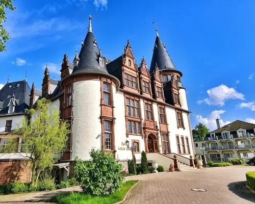 Seehotel Schloss Klink Hotels in Muritz