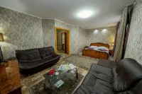 Ostrov Hotel - piscine
