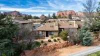 Golf Course Getaway, Pool, Hot Tub & Red Rocks - Boutique