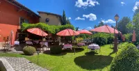 Les Jardins de la Tour - piscina