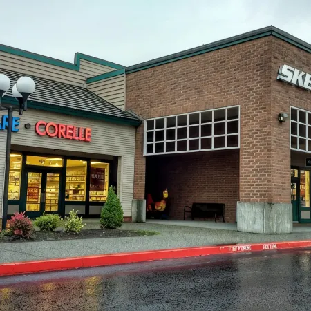 Unique/modern/Mt Si/Shopping