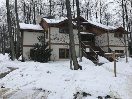 Boyne Mountain 5 bedroom/4 bathroom Disciples Village, Luxury + Starbucks! - Træningscentre