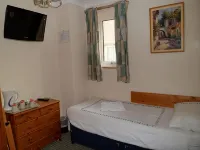 Carlton Lodge - Bed and Breakfasts