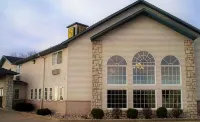 Mammoth Spring Lodge Motel - 2-Star