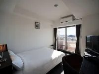 Omura Station Hotel