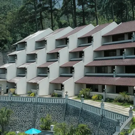 Pines Garden Resort