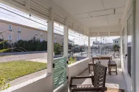 Kure Cabana~Cottages @ Kure~ Beach, Fishing, Pool, Walk to Pier, Parking - 鄉村度假屋