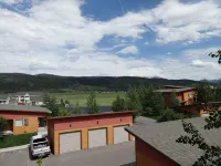 Victor Idaho 3rd floor condo , located between Grand Targhee & Jackson Hole. Hotels in Victor