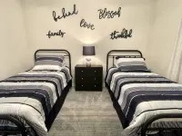 Relaxing, Spacious, Quiet, Ranch-style Getaway - 2つ星