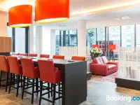 Bastion Hotel Amsterdam Airport Hotele w: Hoofddorp
