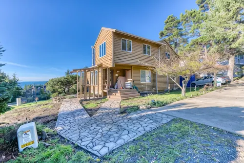 SPA Home! Hot Tub & Sauna, OCEAN View , AC+ EV Charger, Wheelchair Lift. - Chalets
