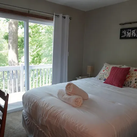Poconos Top Rated Resort - Saw Creek Estates