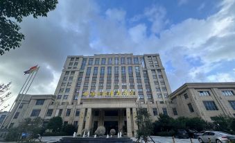 Zhejiang Haishi Huanglong Hotel