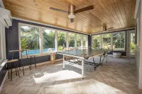 Spacious Pool Home 3 Miles to UF! - Bintang 4