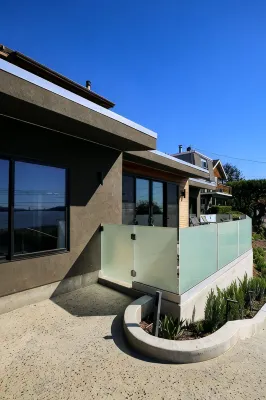 A spectacular home with a three bridge view out the Golden Gate. - Wi-Fi