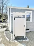 Walk to Beach! Great Location! Booking Sept & OCT! Close to Salem!! - 精品