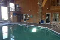 Days Inn by Wyndham Batavia Ohio - Uima-altaat