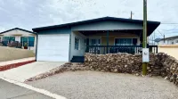 Welcome to the River House! Bright peaceful desert/river home. - 3 stjerner