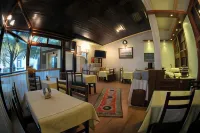Antikhan Hotel - 2-Star
