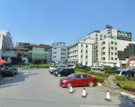 진 예 호텔 지에양 - 주차장