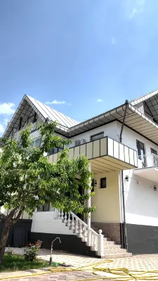 Elegance Hotel Osh - 2-Sterne