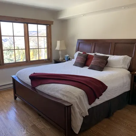 Beaver Creek Ski-in/Ski-out Condo