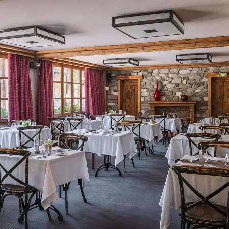 La Maison Hôtel les Peupliers