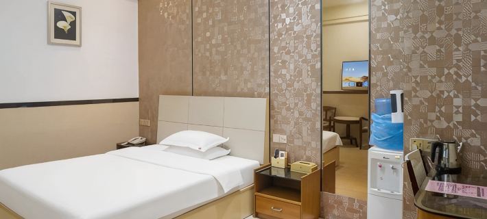 Sihui Warm Business Hotel (Dawang Plaza) Hotels in Sihui