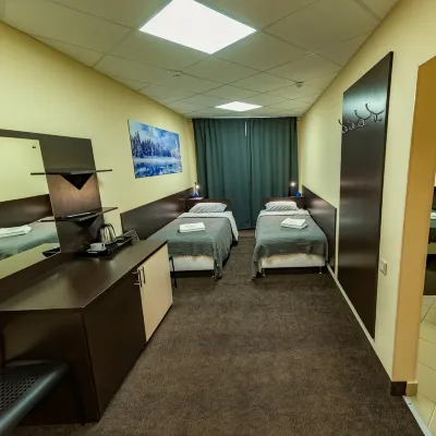 Navigator Hotel - ที่มีสระว่ายน้ำ