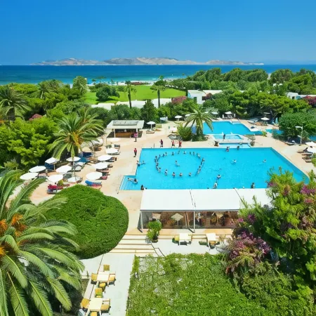 Caravia Beach Hotel