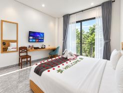 Queen Parrona Hotel by Sativa