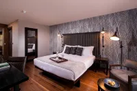 The Twelve Hotel - Wifi