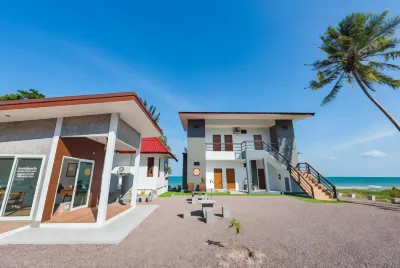 The Boutique Khanom Hotels near Nai Phlao Beach