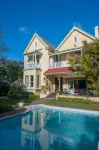 Hacklewood Hill Country House