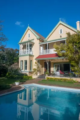 Hacklewood Hill Country House Hotels near Kragga Kamma Game Park