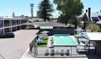 Town House Motor Inn فنادق في هورشام