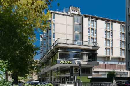 B&B Hotel Firenze City Center Отели рядом с достопримечательностью «Интерактивный музей Леонардо да Винчи»