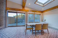 The Haüs Windham - Luxury Suites, Hot Tub, Mountain Views! Hôtels à : Durham