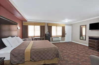 Travelodge by Wyndham Whittier Hotels near Half Off Books Records Films