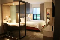 巴爾的摩白沼澤中河SpringHill Suites飯店
