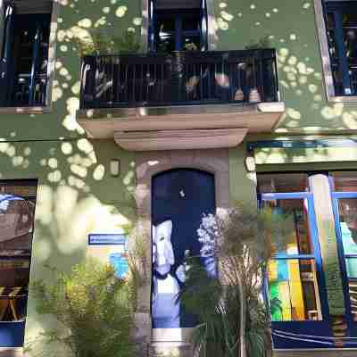 LA MAISON VERTE SETE Hotel Exterior