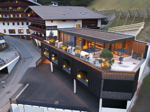 Hotel Alpina Sölden - Adults Only