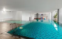 Raia Hotel & Convention Centre Kuching - Pool