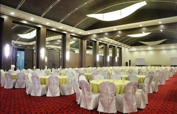 班達楠榜地平線酒店