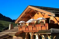Chalet-Hôtel les Cimes Hotels in Le Grand-Bornand