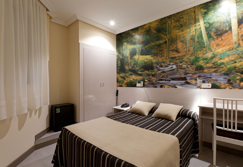 4. 호텔 메디오디아..