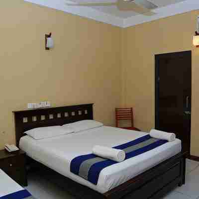 PJ Hotels Jaffna Rooms