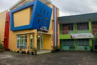 edOTEL MANGGALA Hotel dekat Taman Pintu Kampung Blok DD Palm Ganda Asri 2